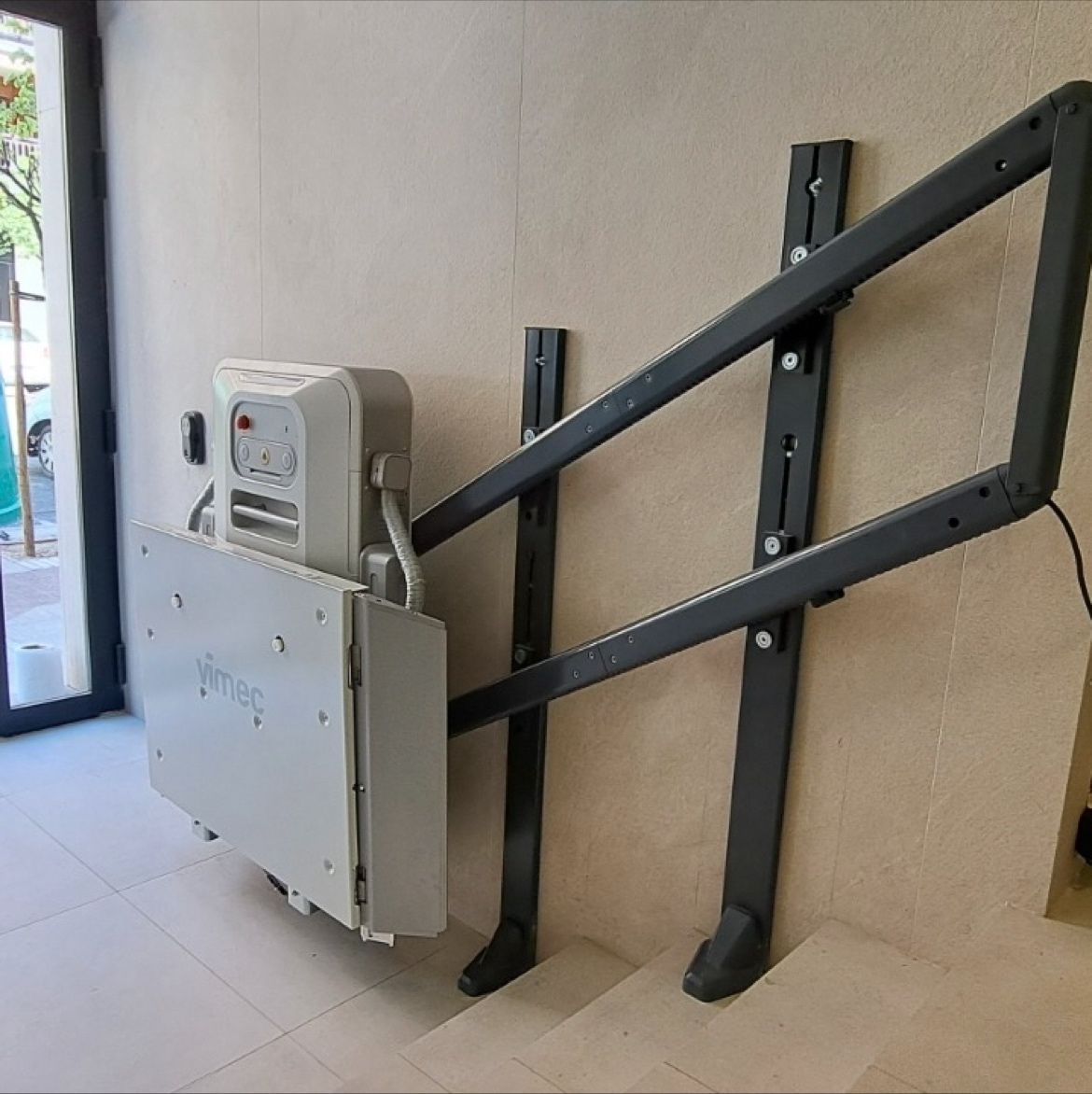 Platformă de Scări Personalizată