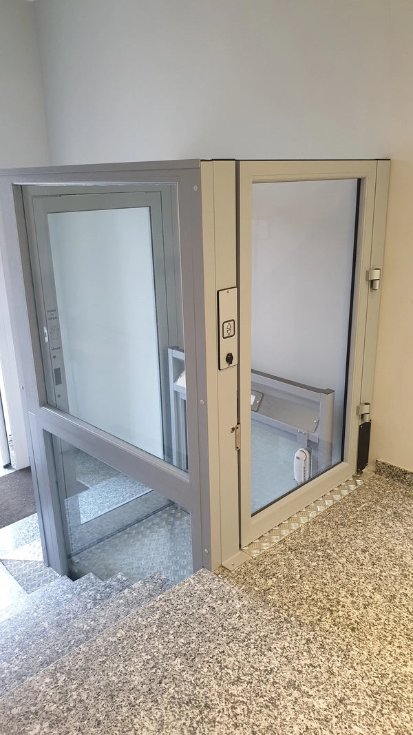 Platformă Verticală de Persoane